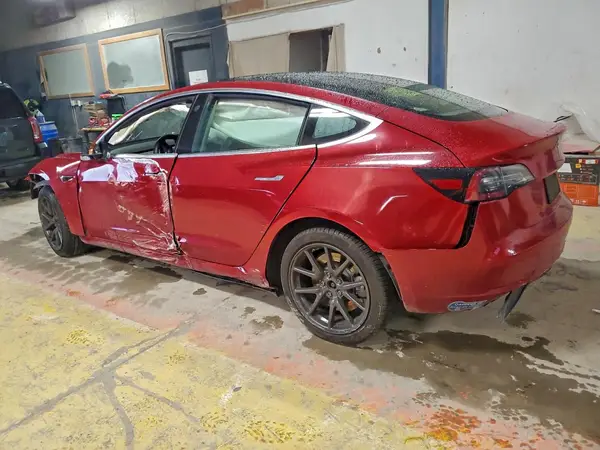 5YJ3E1EAXKF484561 2019 TESLA MODEL 3 - Image 2