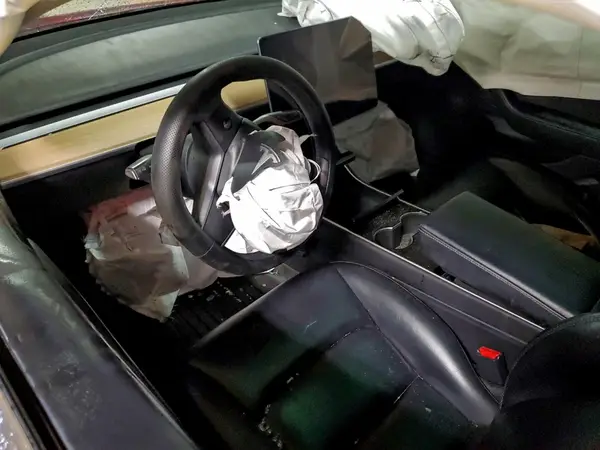 5YJ3E1EAXKF484561 2019 TESLA MODEL 3 - Image 8