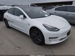 5YJ3E1EAXKF484737 2019 TESLA MODEL 3