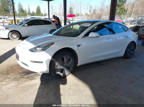 5YJ3E1EAXKF484916 2019 TESLA MODEL 3 - Image 2