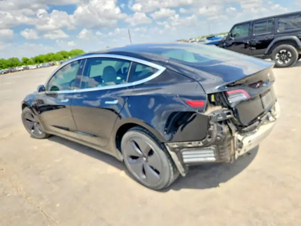 5YJ3E1EAXKF486276 2019 TESLA MODEL 3 - Image 2
