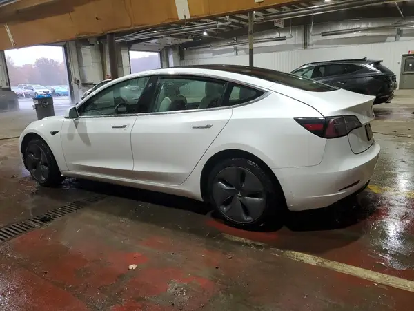 5YJ3E1EAXKF486651 2019 TESLA MODEL 3 - Image 2