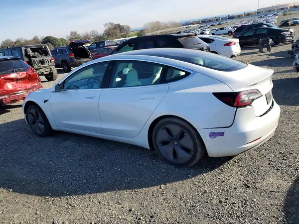 5YJ3E1EAXKF509507 2019 TESLA MODEL 3 - Image 2