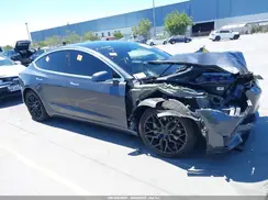 5YJ3E1EAXKF536996 2019 TESLA MODEL 3
