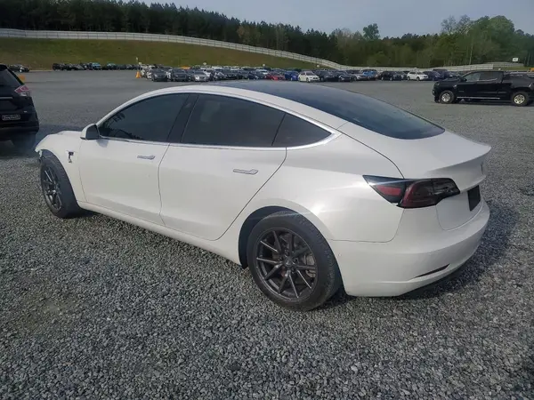 5YJ3E1EAXLF504664 2020 TESLA MODEL 3 - Image 2
