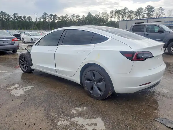 5YJ3E1EAXLF504843 2020 TESLA MODEL 3 - Image 2