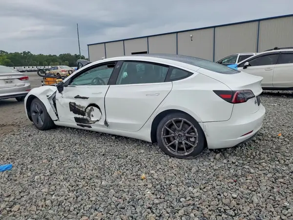 5YJ3E1EAXLF504986 2020 TESLA MODEL 3 - Image 2