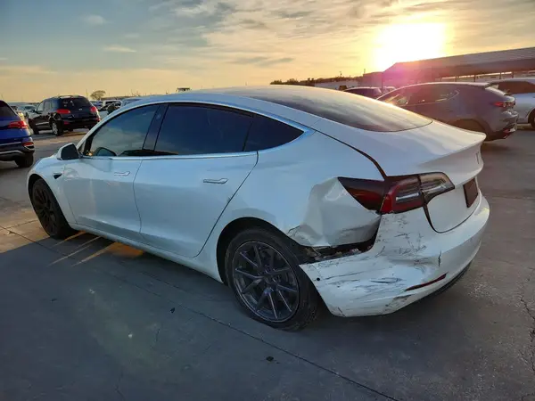 5YJ3E1EAXLF598268 2020 TESLA MODEL 3 - Image 2