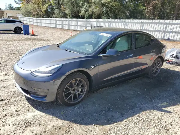 5YJ3E1EAXLF614937 2020 TESLA MODEL 3 - Image 1