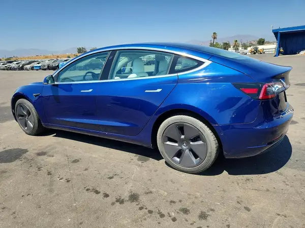 5YJ3E1EAXLF615151 2020 TESLA MODEL 3 - Image 2