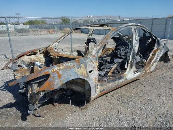 5YJ3E1EAXLF631446 2020 TESLA MODEL 3 - Image 2