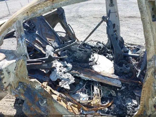 5YJ3E1EAXLF631446 2020 TESLA MODEL 3 - Image 8