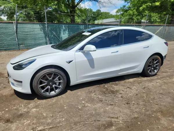 5YJ3E1EAXLF632323 2020 TESLA MODEL 3 - Image 1
