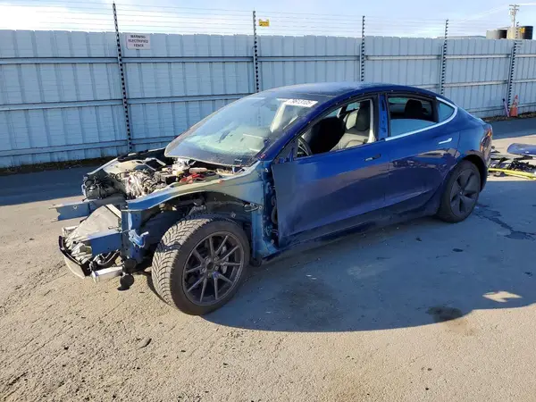 5YJ3E1EAXLF644617 2020 TESLA MODEL 3 - Image 1