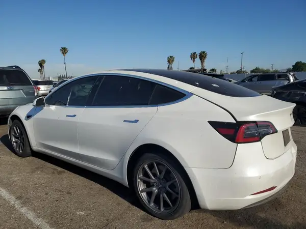 5YJ3E1EAXLF644911 2020 TESLA MODEL 3 - Image 2