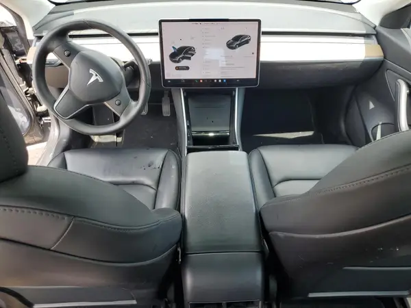 5YJ3E1EAXLF645749 2020 TESLA MODEL 3 - Image 8
