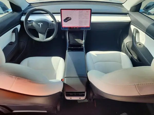 5YJ3E1EAXLF645895 2020 TESLA MODEL 3 - Image 8