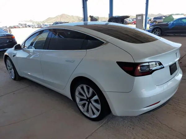 5YJ3E1EAXLF709238 2020 TESLA MODEL 3 - Image 2