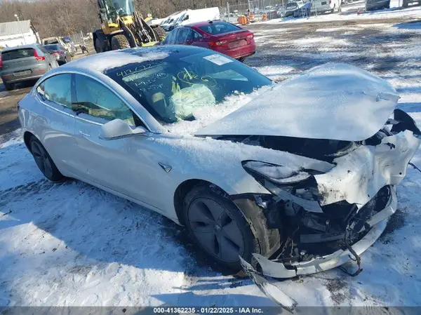 5YJ3E1EAXLF709949 2020 TESLA MODEL 3 - Image 1