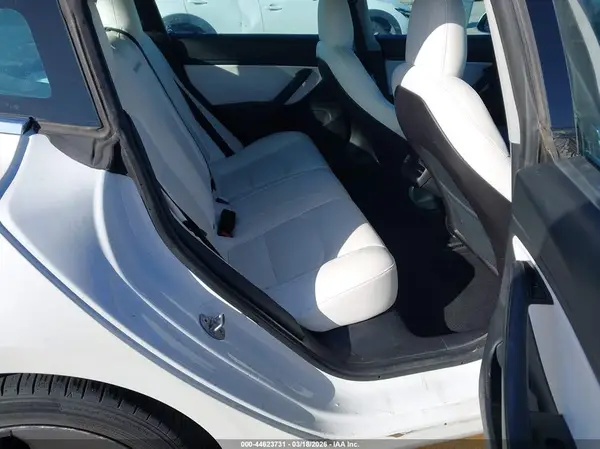 5YJ3E1EAXLF710079 2020 TESLA MODEL 3 - Image 8