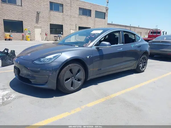 5YJ3E1EAXLF739310 2020 TESLA MODEL 3 - Image 2