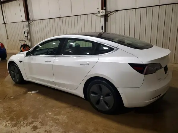5YJ3E1EAXLF799782 2020 TESLA MODEL 3 - Image 2