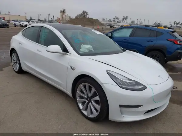 5YJ3E1EAXLF806438 2020 TESLA MODEL 3 - Image 1