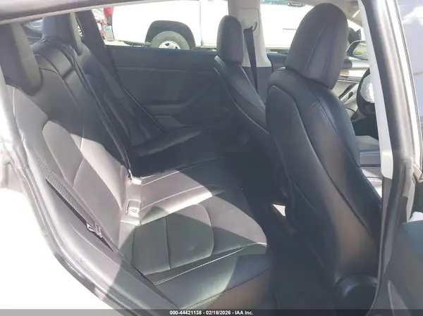 5YJ3E1EAXMF001931 2021 TESLA MODEL 3 - Image 8