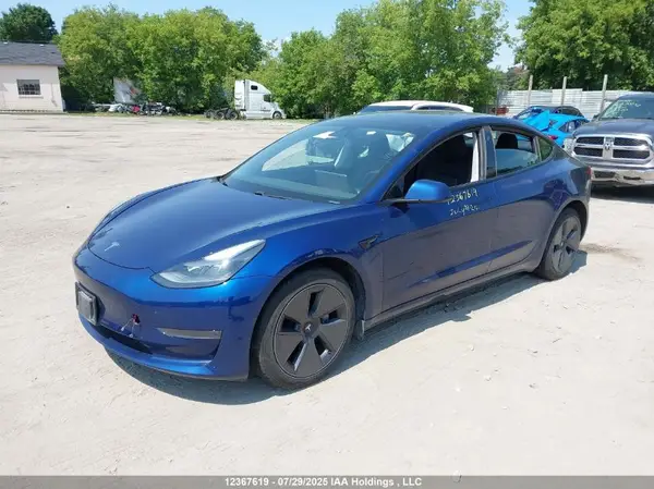 5YJ3E1EAXMF014307 2021 TESLA MODEL 3 - Image 2