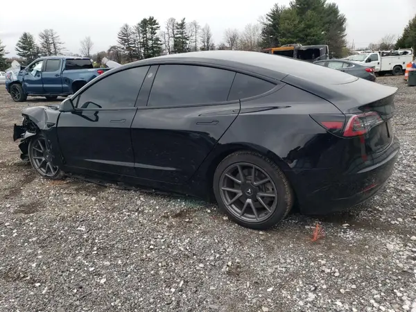 5YJ3E1EAXMF016073 2021 TESLA MODEL 3 - Image 2