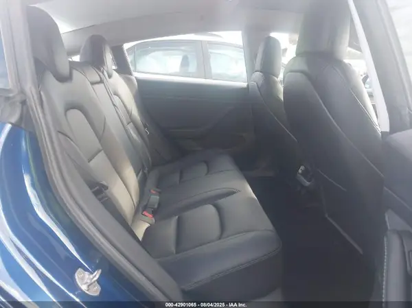 5YJ3E1EAXMF017059 2021 TESLA MODEL 3 - Image 8
