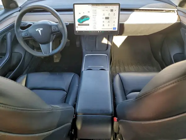 5YJ3E1EAXMF027039 2021 TESLA MODEL 3 - Image 8