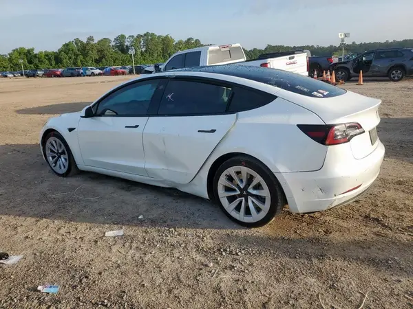 5YJ3E1EAXMF032175 2021 TESLA MODEL 3 - Image 2
