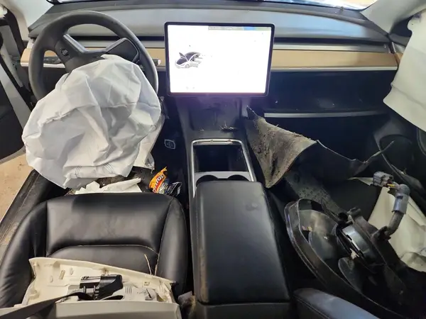 5YJ3E1EAXMF043886 2021 TESLA MODEL 3 - Image 8