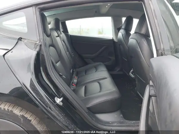 5YJ3E1EAXMF048196 2021 TESLA MODEL 3 - Image 8