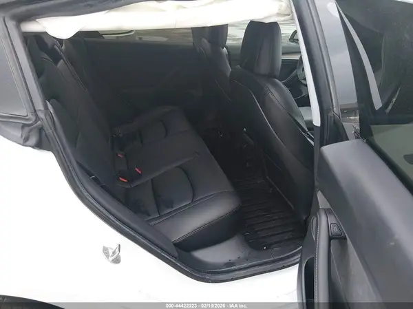 5YJ3E1EAXMF052264 2021 TESLA MODEL 3 - Image 8