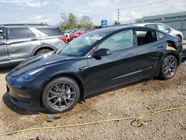 5YJ3E1EAXMF056864 2021 TESLA MODEL 3 - Image 1