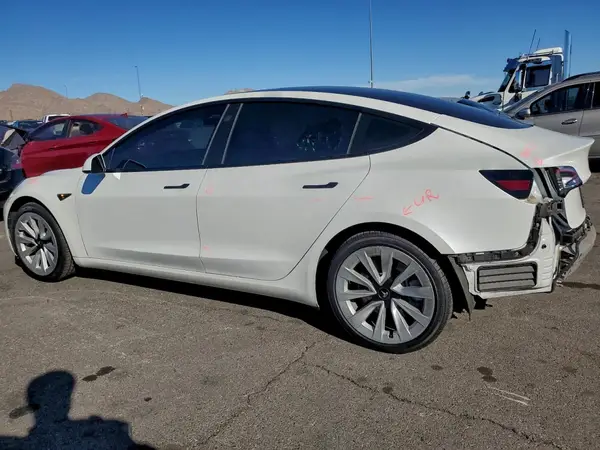 5YJ3E1EAXMF069968 2021 TESLA MODEL 3 - Image 2