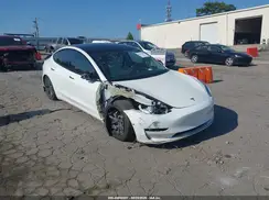5YJ3E1EAXMF072062 2021 TESLA MODEL 3