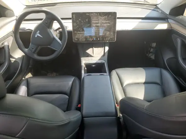 5YJ3E1EAXMF076807 2021 TESLA MODEL 3 - Image 8