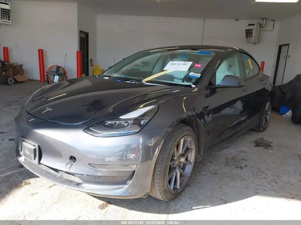 5YJ3E1EAXMF081487 2021 TESLA MODEL 3 - Image 2