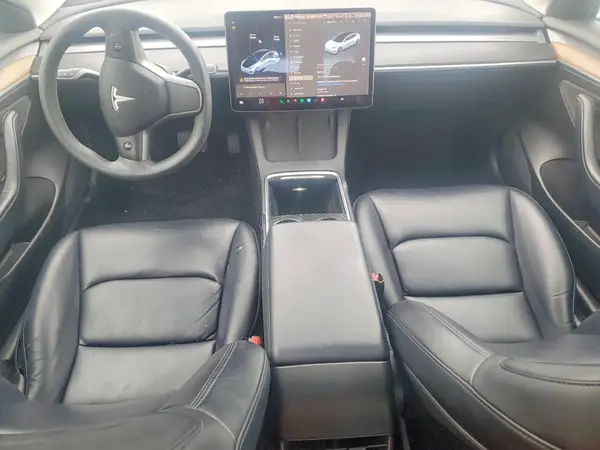 5YJ3E1EAXMF083532 2021 TESLA MODEL 3 - Image 8