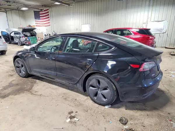 5YJ3E1EAXMF086026 2021 TESLA MODEL 3 - Image 2
