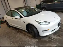 5YJ3E1EAXMF087063 2021 TESLA MODEL 3