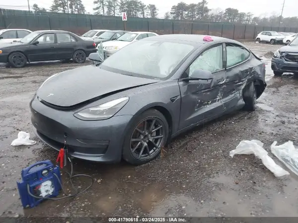 5YJ3E1EAXMF087841 2021 TESLA MODEL 3 - Image 2