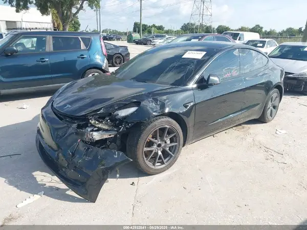 5YJ3E1EAXMF088276 2021 TESLA MODEL 3 - Image 2
