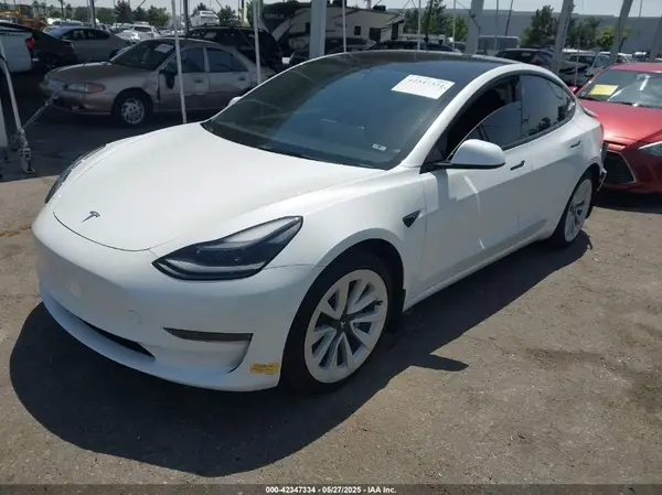 5YJ3E1EAXMF089282 2021 TESLA MODEL 3 - Image 2
