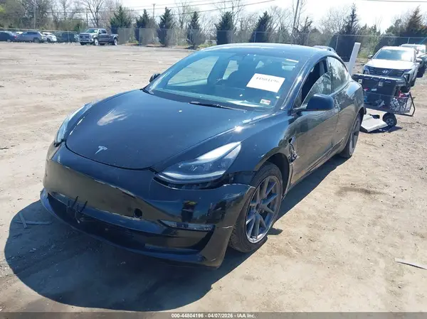 5YJ3E1EAXMF089637 2021 TESLA MODEL 3 - Image 2