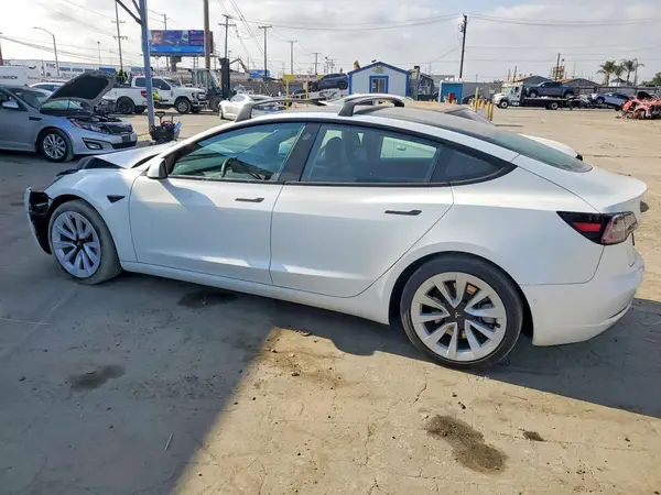 5YJ3E1EAXMF090299 2021 TESLA MODEL 3 - Image 2
