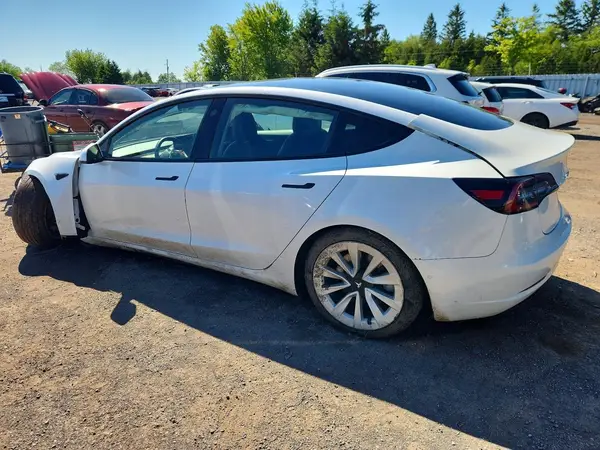5YJ3E1EAXMF090402 2021 TESLA MODEL 3 - Image 2